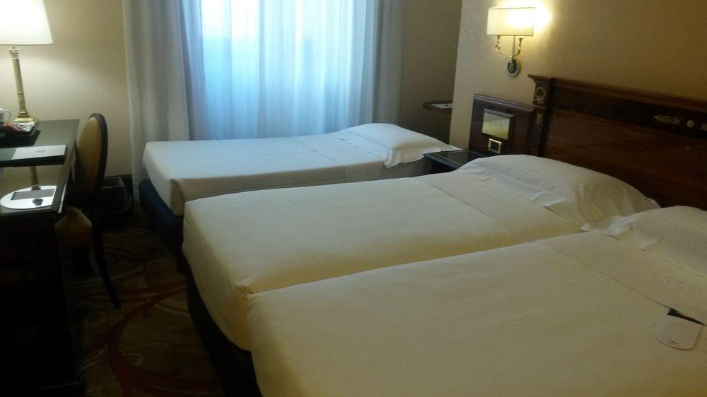 Una Hotels Scandinavia Milano Exterior photo