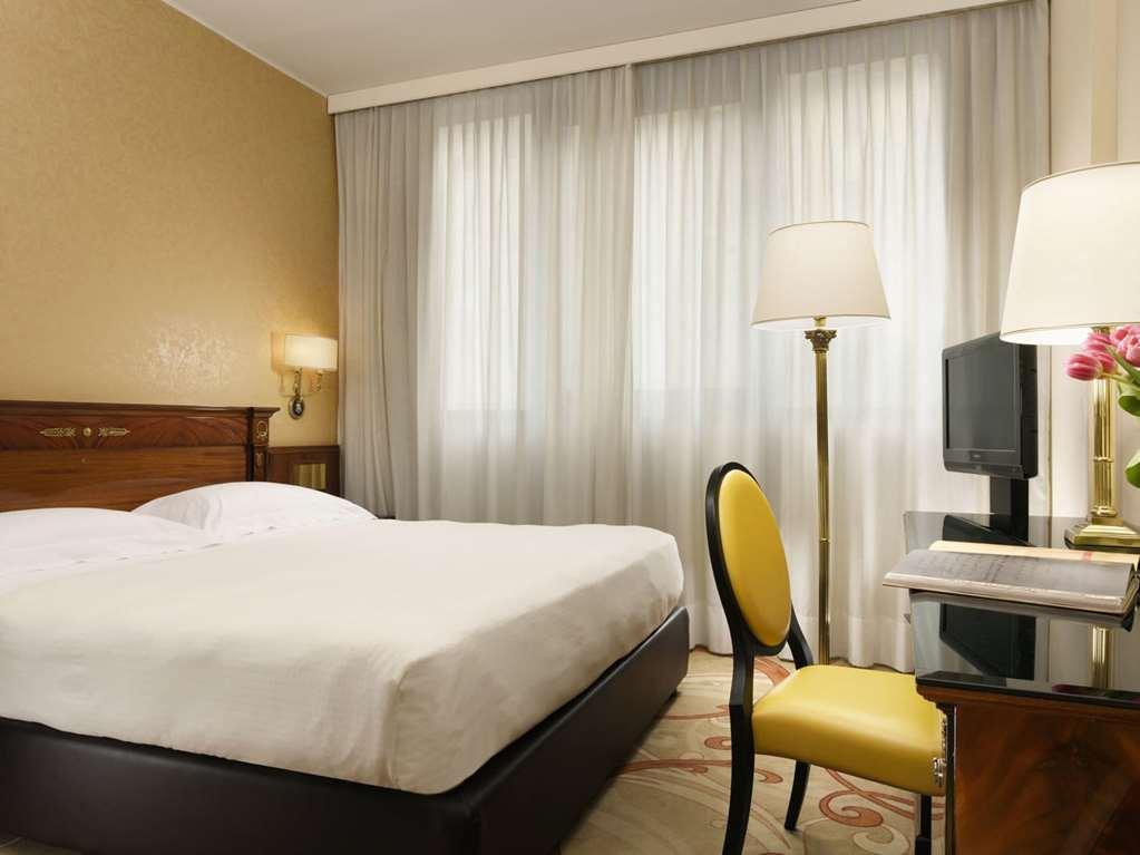 Unahotels Scandinavia Milano Room photo