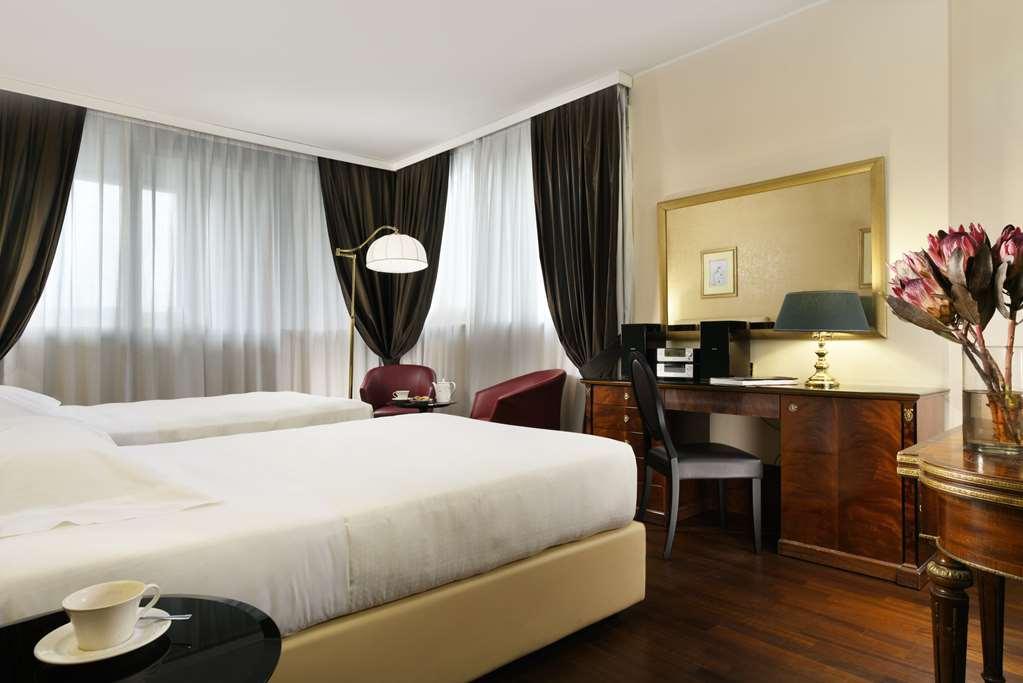 Unahotels Scandinavia Milano Room photo