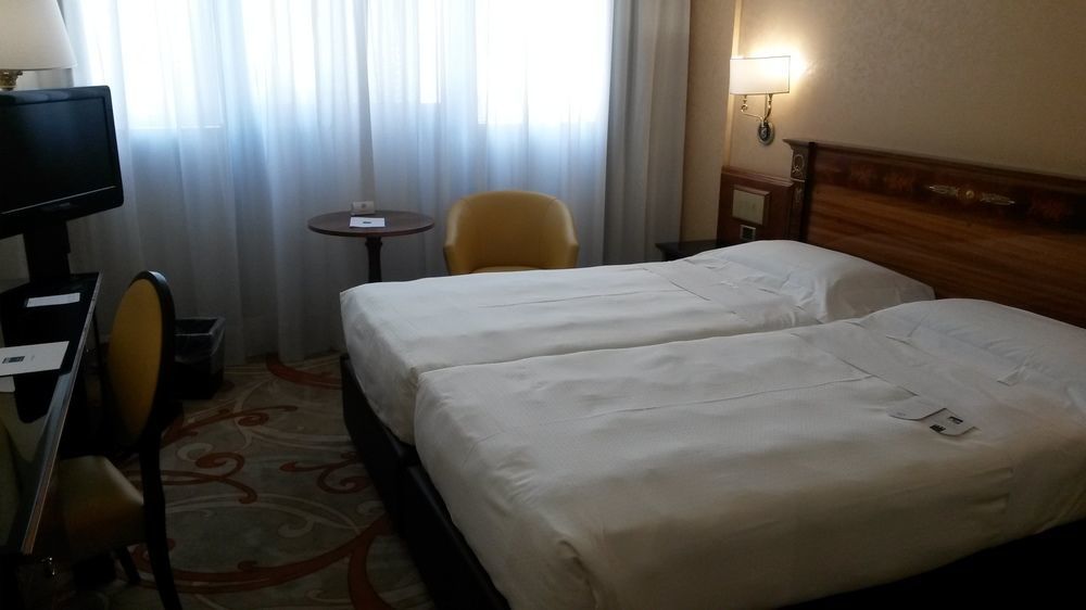 Una Hotels Scandinavia Milano Exterior photo